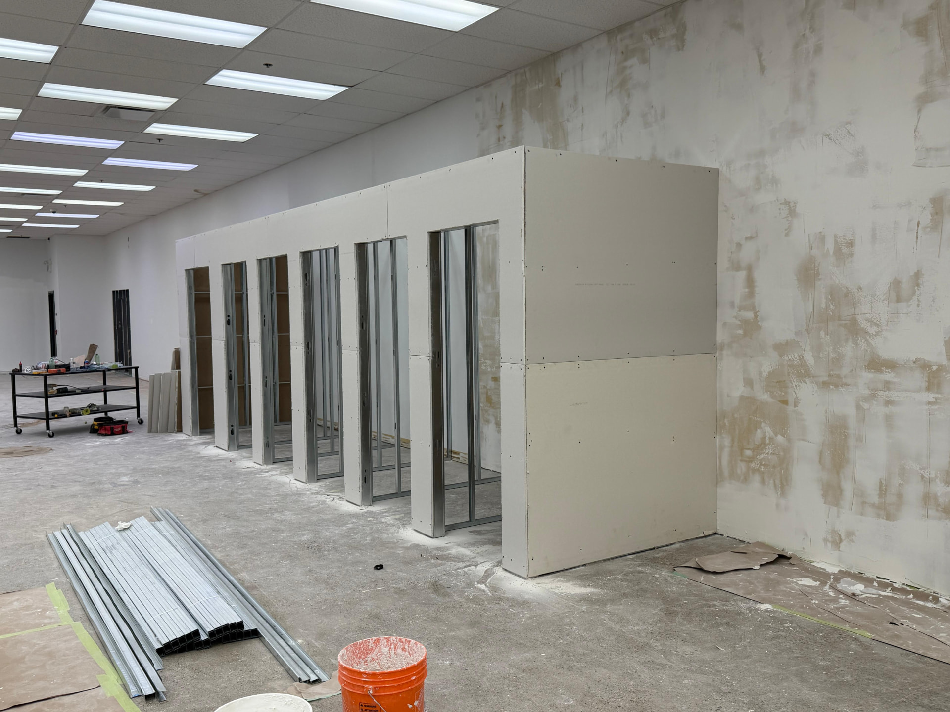 Drywall Boarding on Retail Partitions — commercial renovation project in Ottawa